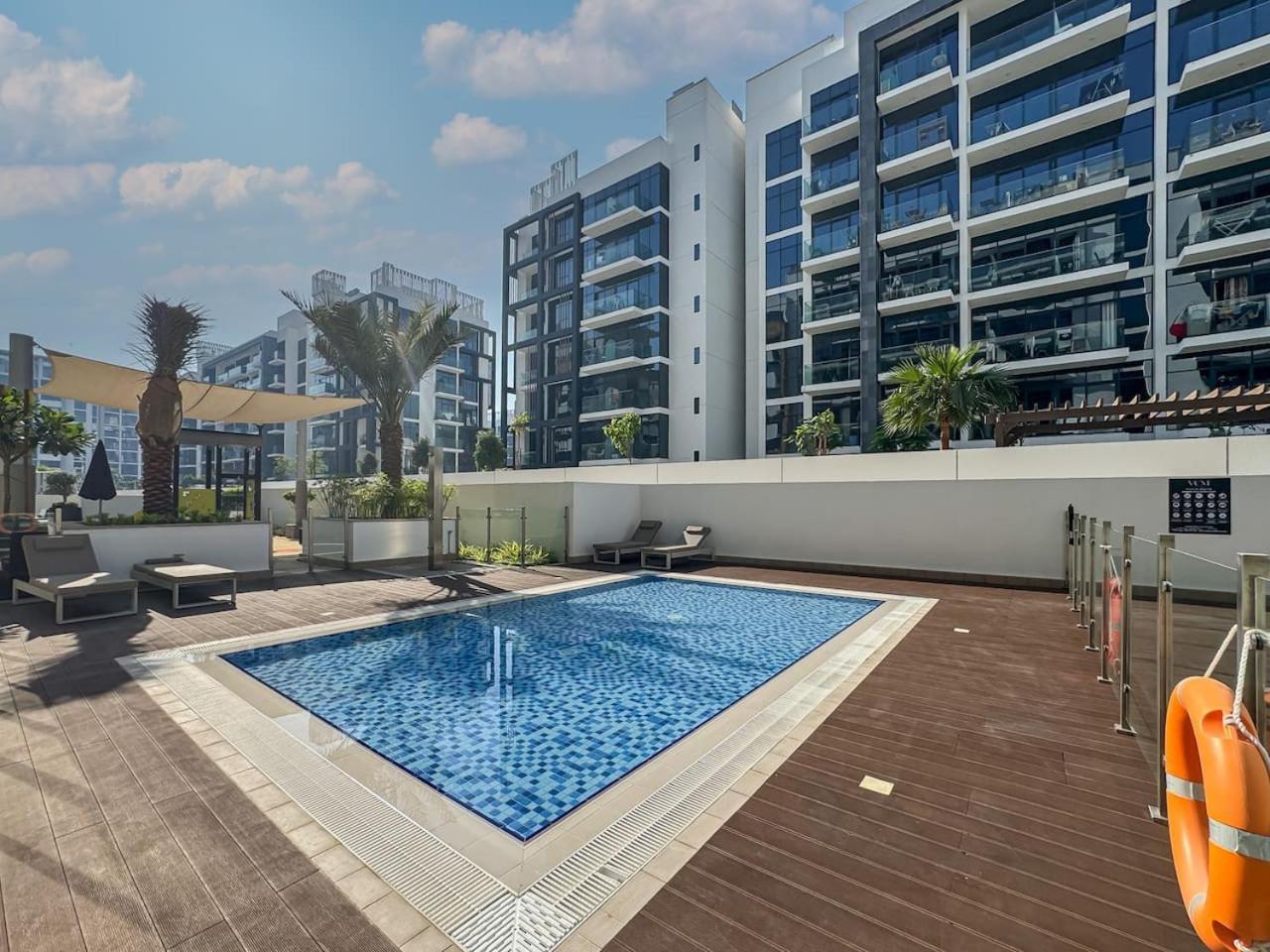 Sleek In Azizi Riviera Modern And Cozy Apartment *